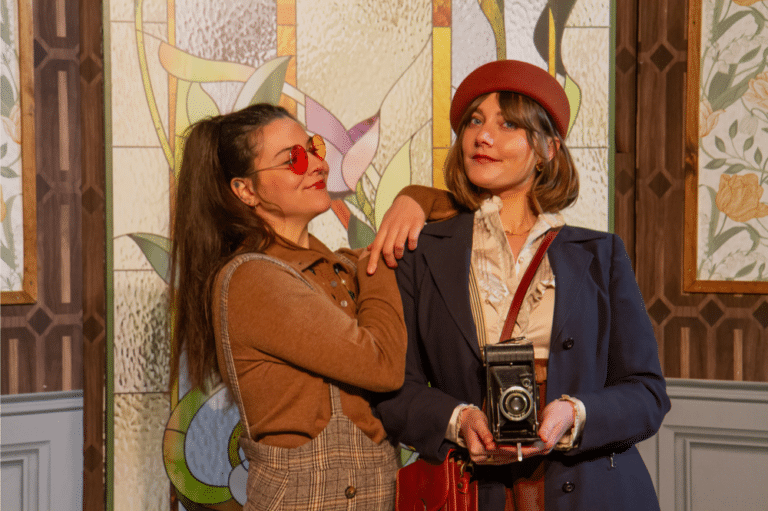 Mlle M et Louise Morstan (1)